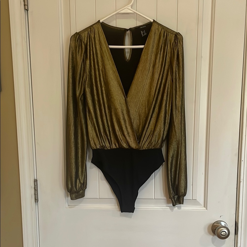 Forever 21 greenish Gold and Black Long Sleeve Bodysuit size small